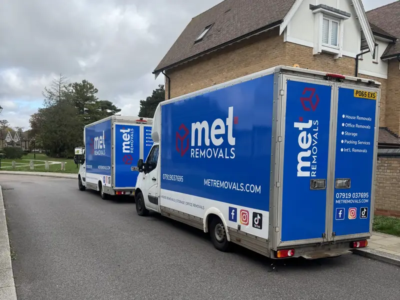 IMG_5296-scaled Two MET Removals vans parked outside a detached house, house removals in Hampstead